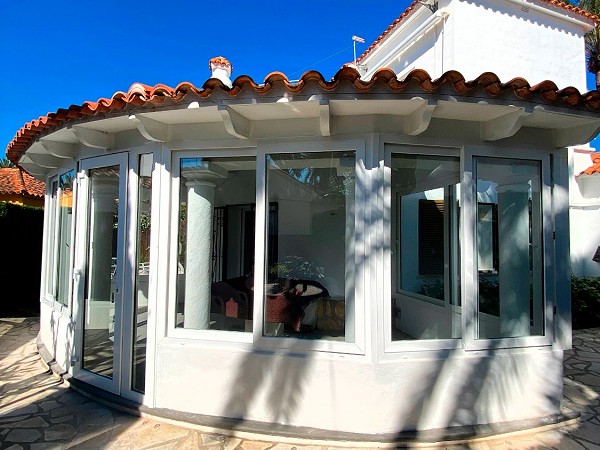 Nuevo cerramiento de porche